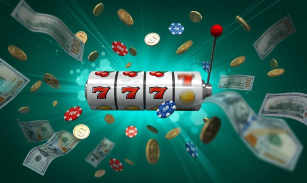 Buffalo King game session with balance and game menu visible, showing transition to live casino options